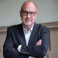 Michael Daub - Moderator   Sprecher   Redner