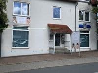 De'Luxe Kosmetik-Institut