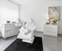 Beauty Lounge Düsseldorf by Heidi Gerstner