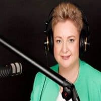 Professionelle Sprecherin Alva Baum