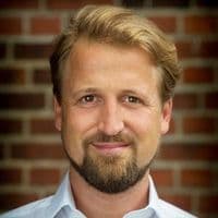 *** Pianist - Maurice Hüsni ***