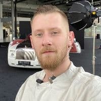 •	Videograf & Content Creator – Musikvideos • Imagevideos • Social Media Content