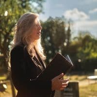 Freie Rednerin Miriam Neubauer-Kolbow