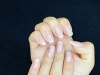 Nagelstudio Red Nails