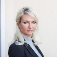 Alina Tarasova, beeidigte Übersetzerin und Dolmetscherin Russisch – Deutsch