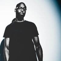 Leo’s bizarre photography