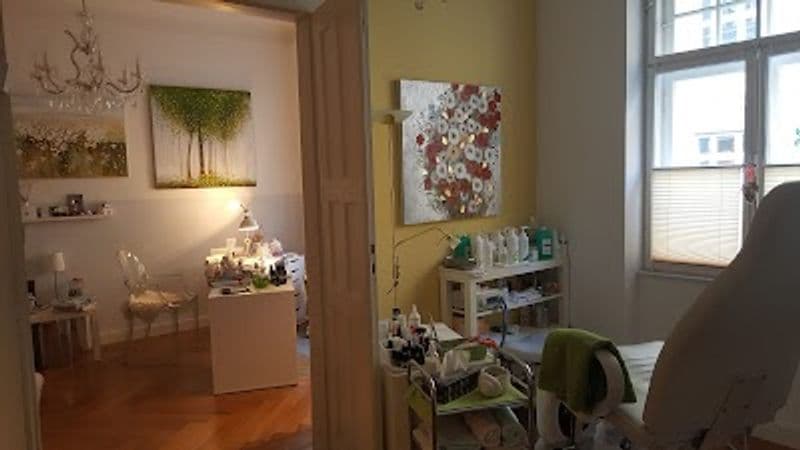 user-upload/business/work-media/6b39a1cf8c3d41818fc76b0a12c53801.jpeg