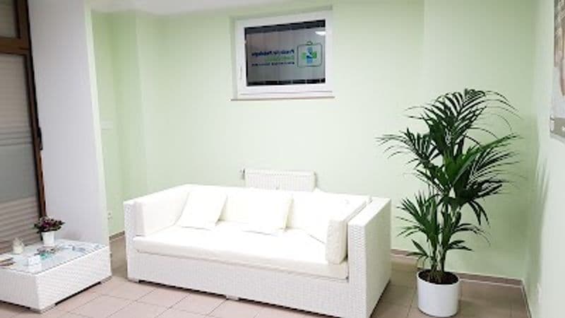 user-upload/business/work-media/6c523e4f032a4b5d85adbf2047a0730d.jpeg