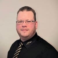 DJ Flo | Ihr Profi für Hochzeiten, Firmenfeiern, Private-Events & Karaoke-Partys