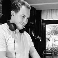 DJ KevinK