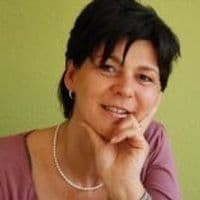 Manuyoga Manuela Ries