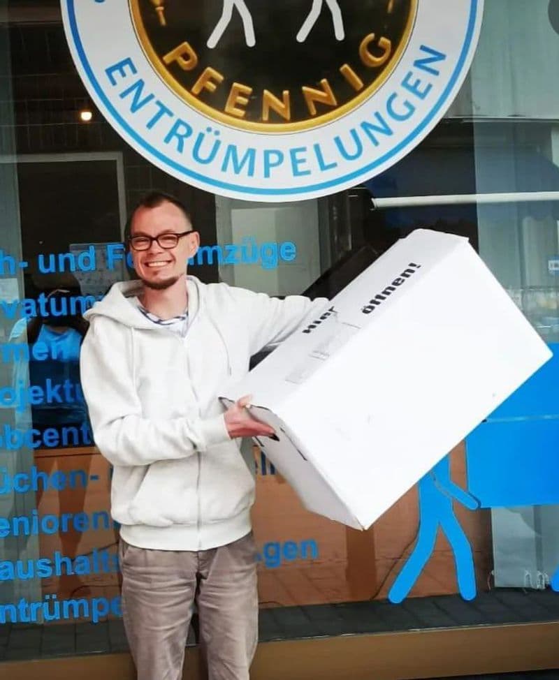 user-upload/business/work-media/cu270dgeetb4p5yv1io22o_pfennig-umzuege-&-entruempelungen.jpeg