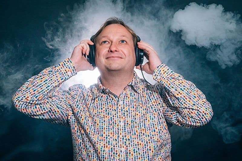 user-upload/business/work-media/errf99wf1a4vx9ee77j14_dj_sven wiese.jpeg