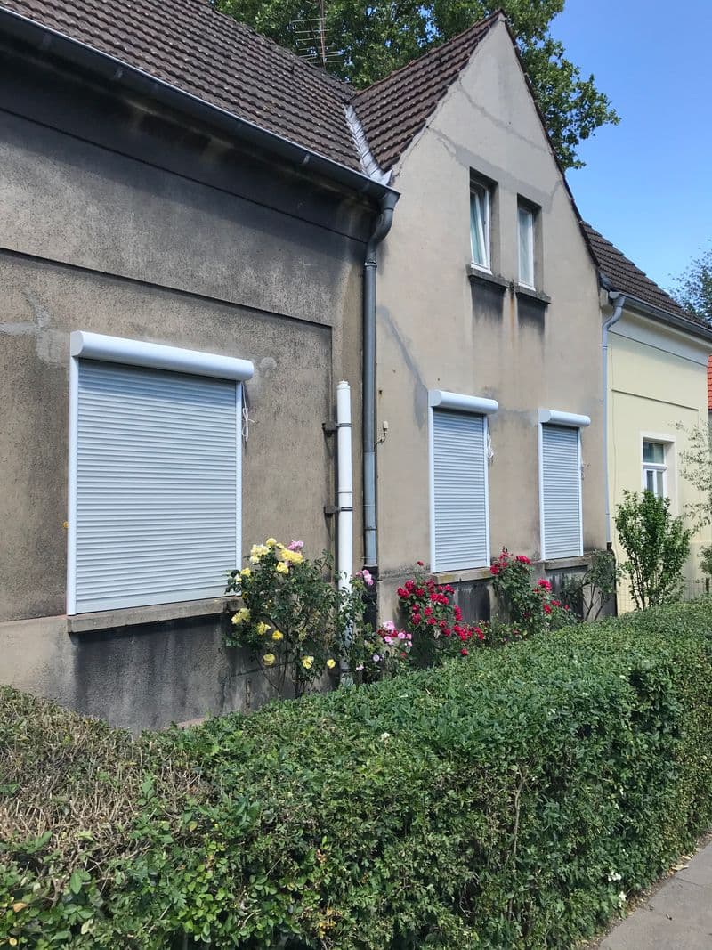 user-upload/business/work-media/xs4npyvggx1wzjge9g65n_iglos_elemente fenster i haustueren i raffstoren - isabella mendler .jpeg
