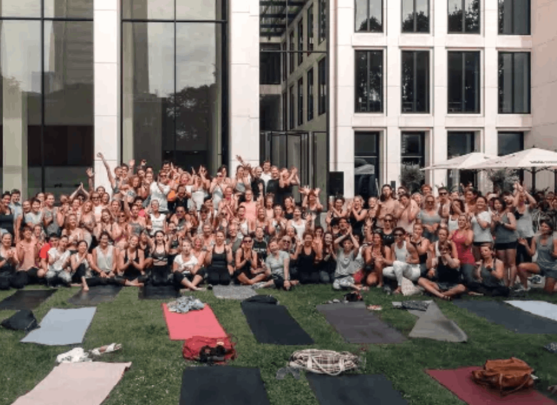 user-upload/business/work-media/xvftlkfxs2q4govpbi65n_tint_yoga premium online yoga.png